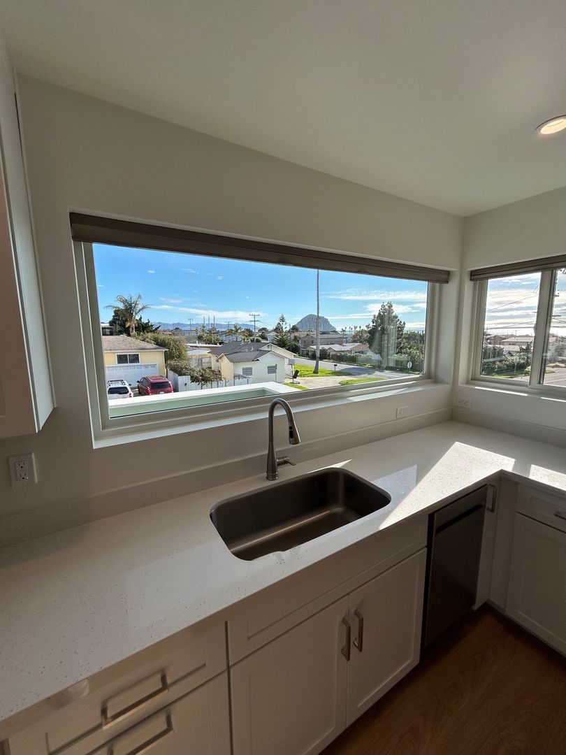 Morro Bay Apartment: 599 San Jacinto St