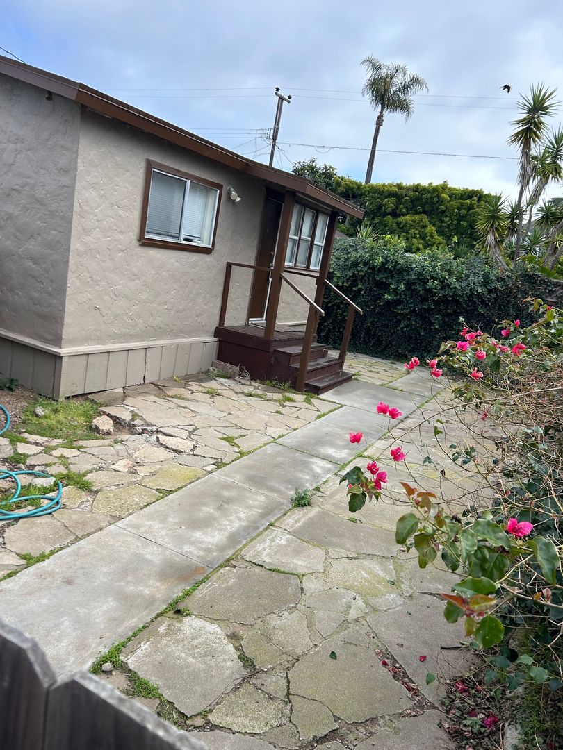 Morro Bay Apartment: 410 Tulare