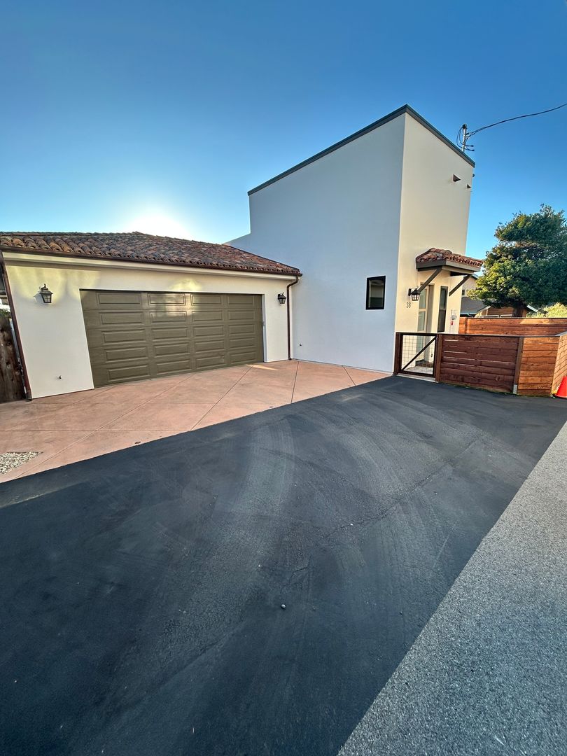 Cayucos House: 38 Ash