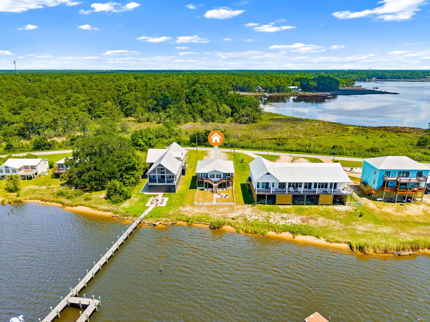 Freeport House: 486 Beatrice Point Rd