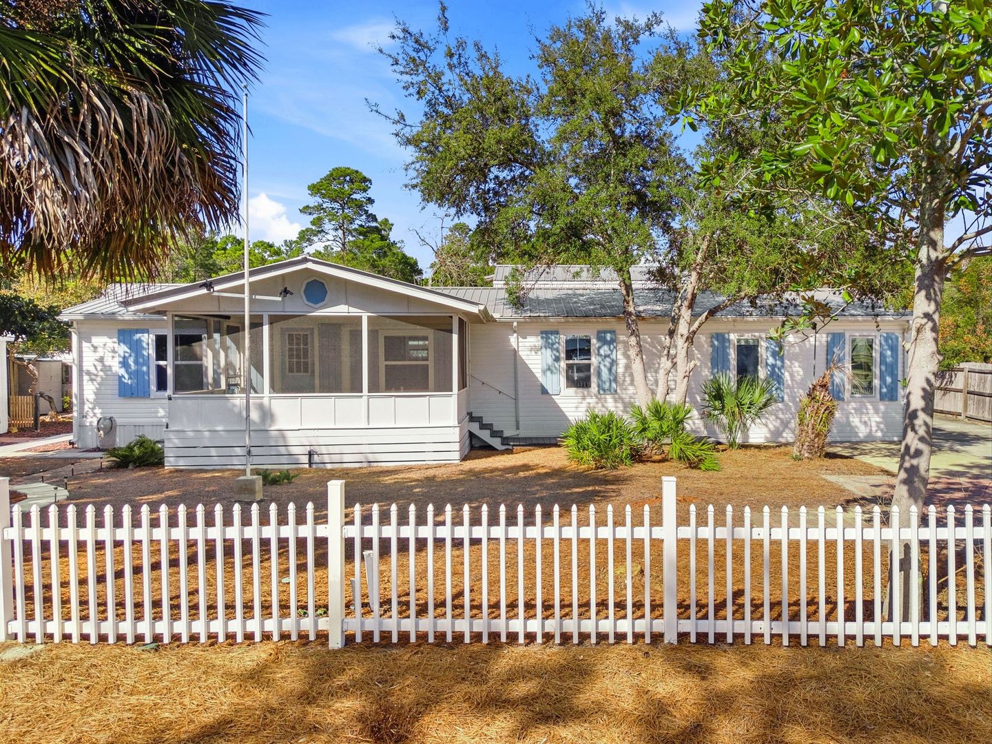 Santa Rosa Beach House: 215 Lee Place