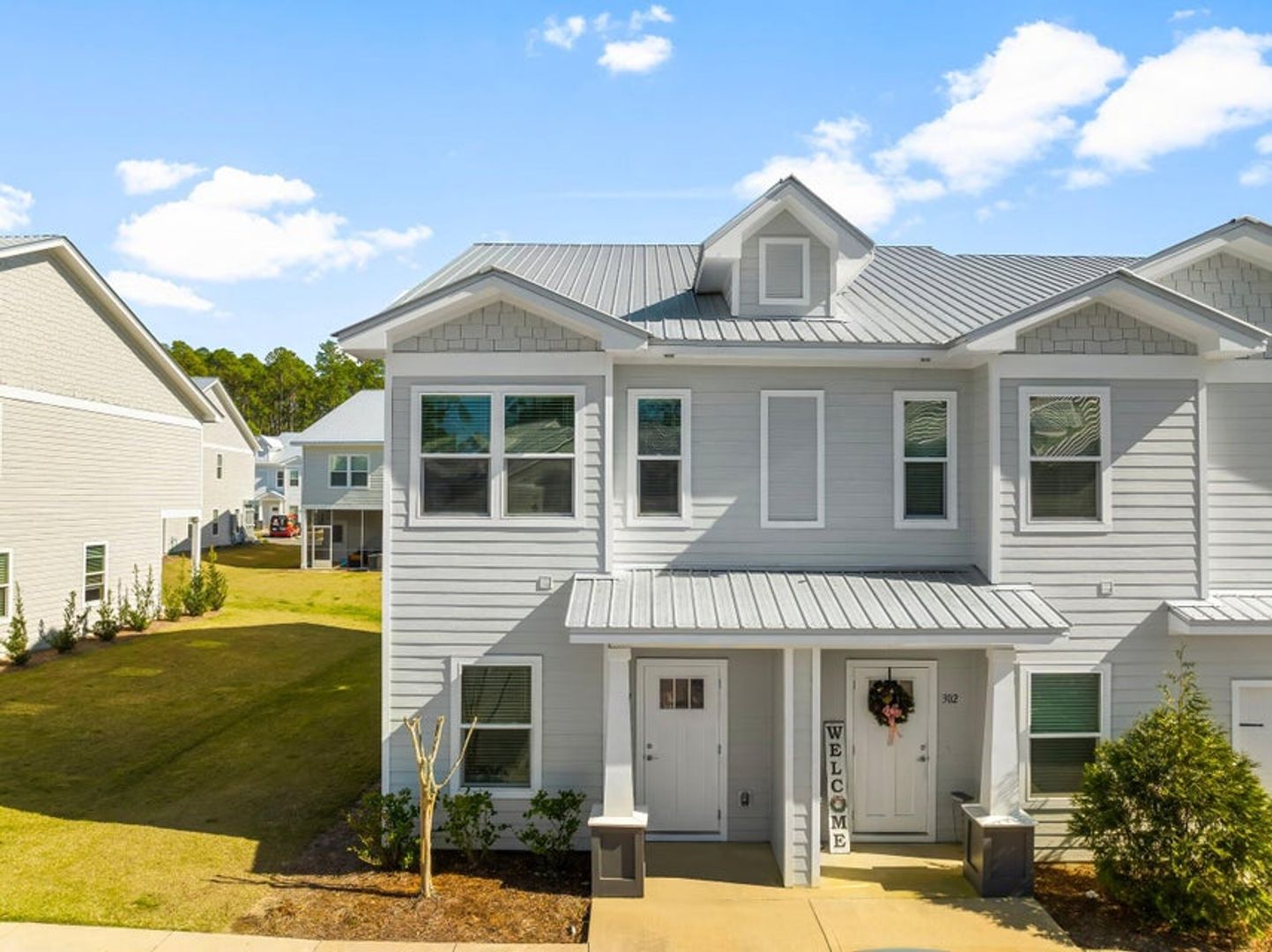 Freeport House: 338 Date Palm Lane