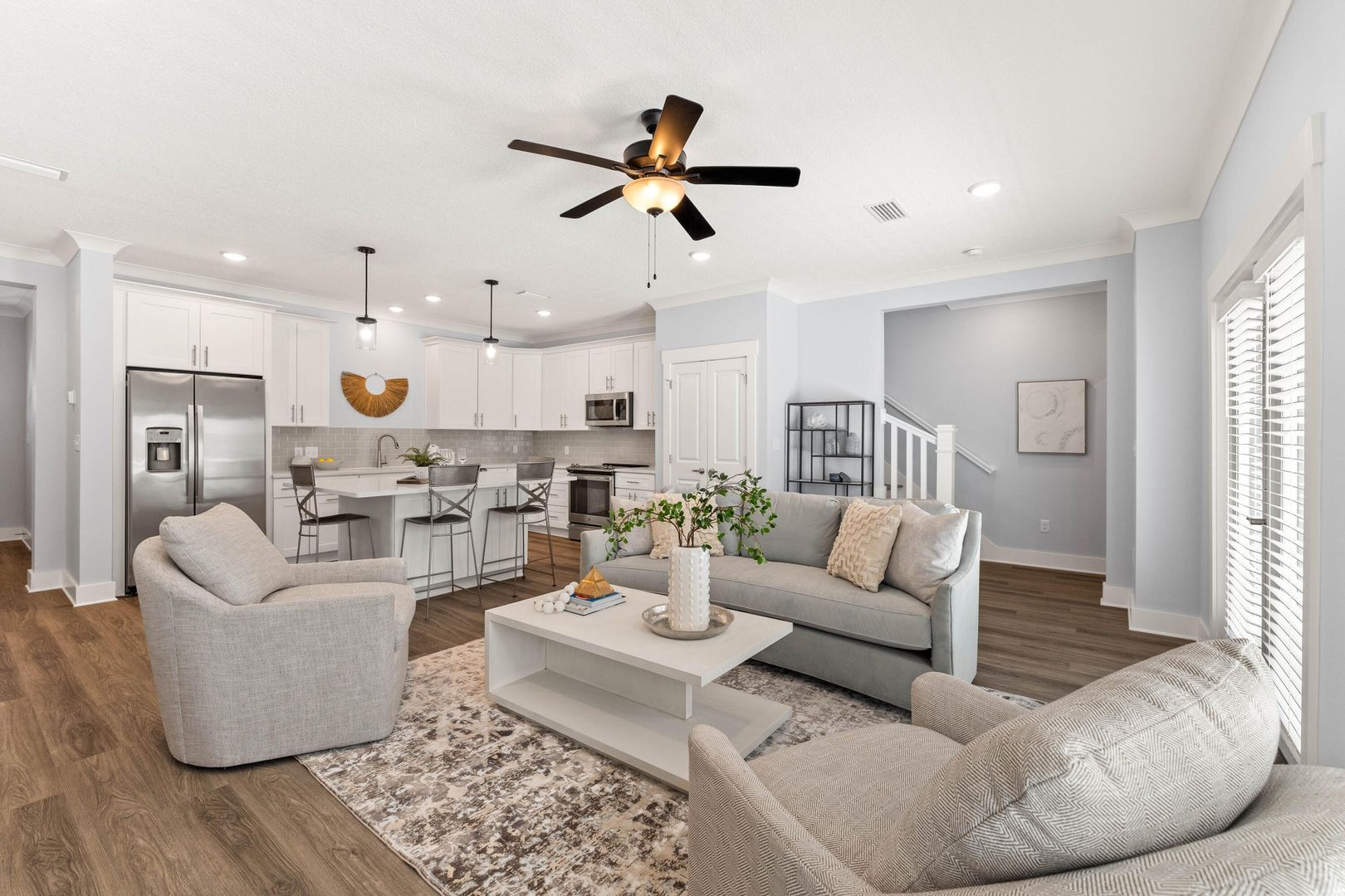 Destin House: 100 Beach Dr