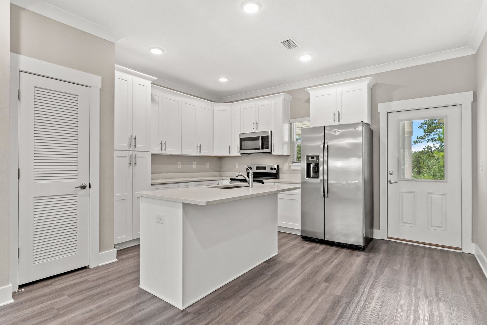 Freeport Apartment: 259 North Sand Palm Road