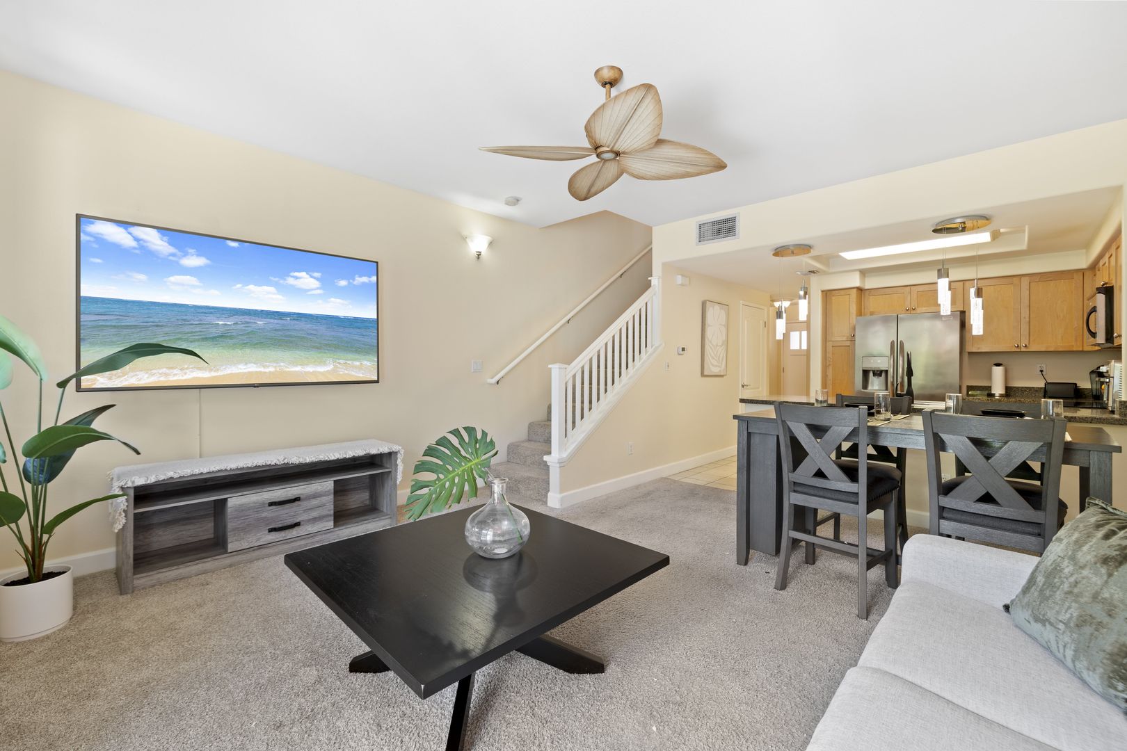 Kapolei Townhome: 92-1528 Aliinui Dr.