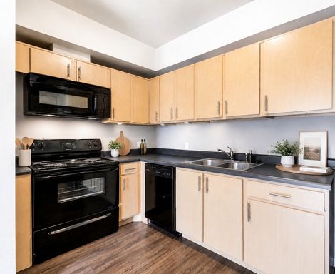 One Bedroom with Utilities Paid. Boulder Colorado – photo 1