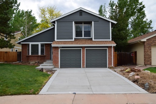 Beautiful 3 bed / 2.5 bath in Ken Caryl Ranch! – photo 1