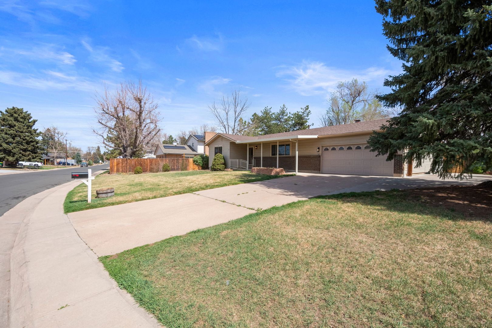 Centennial House: 7112 S Washington St