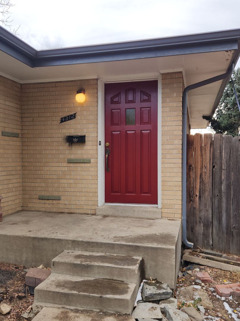 Westminster Apartment: 4310-4312 W 78th Ave