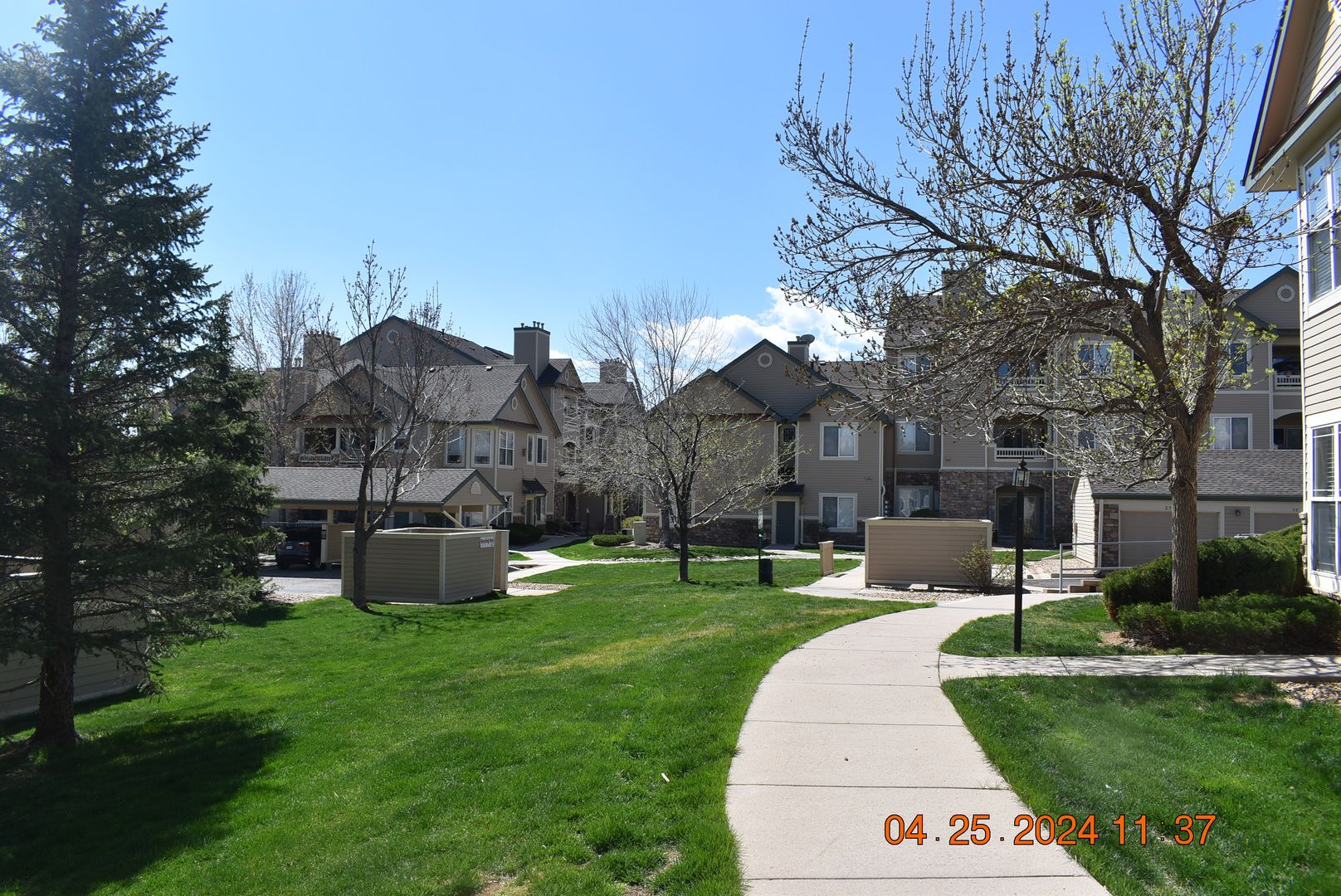 Littleton Condo: 8389 S Independence Cir