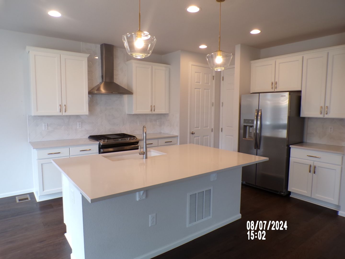 Castle Rock House: 979 Oleander St