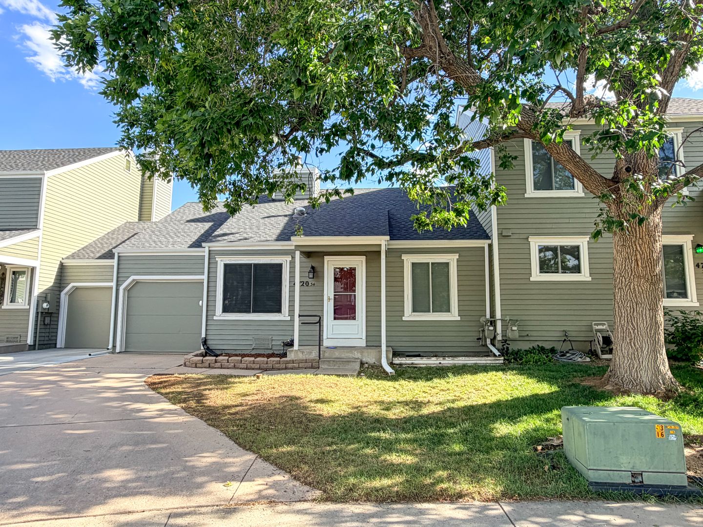 Littleton Townhome: 4720 S Dudley St #34