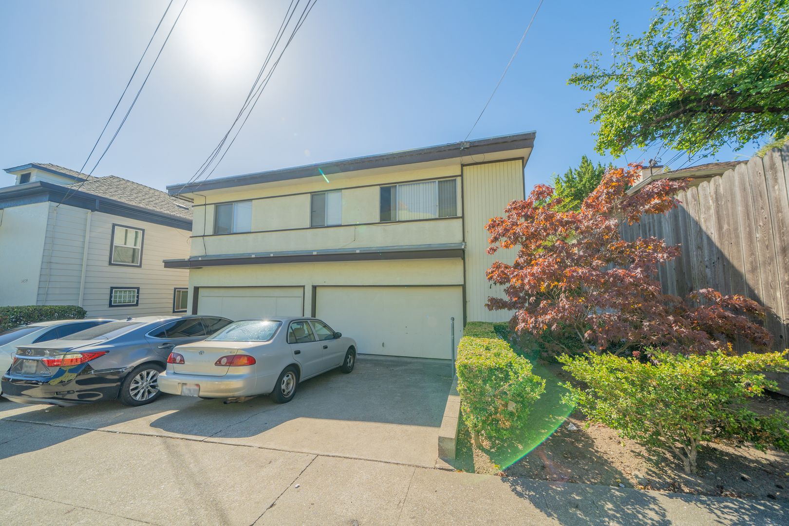 Oakland Apartment: 1449 East 33rd St
