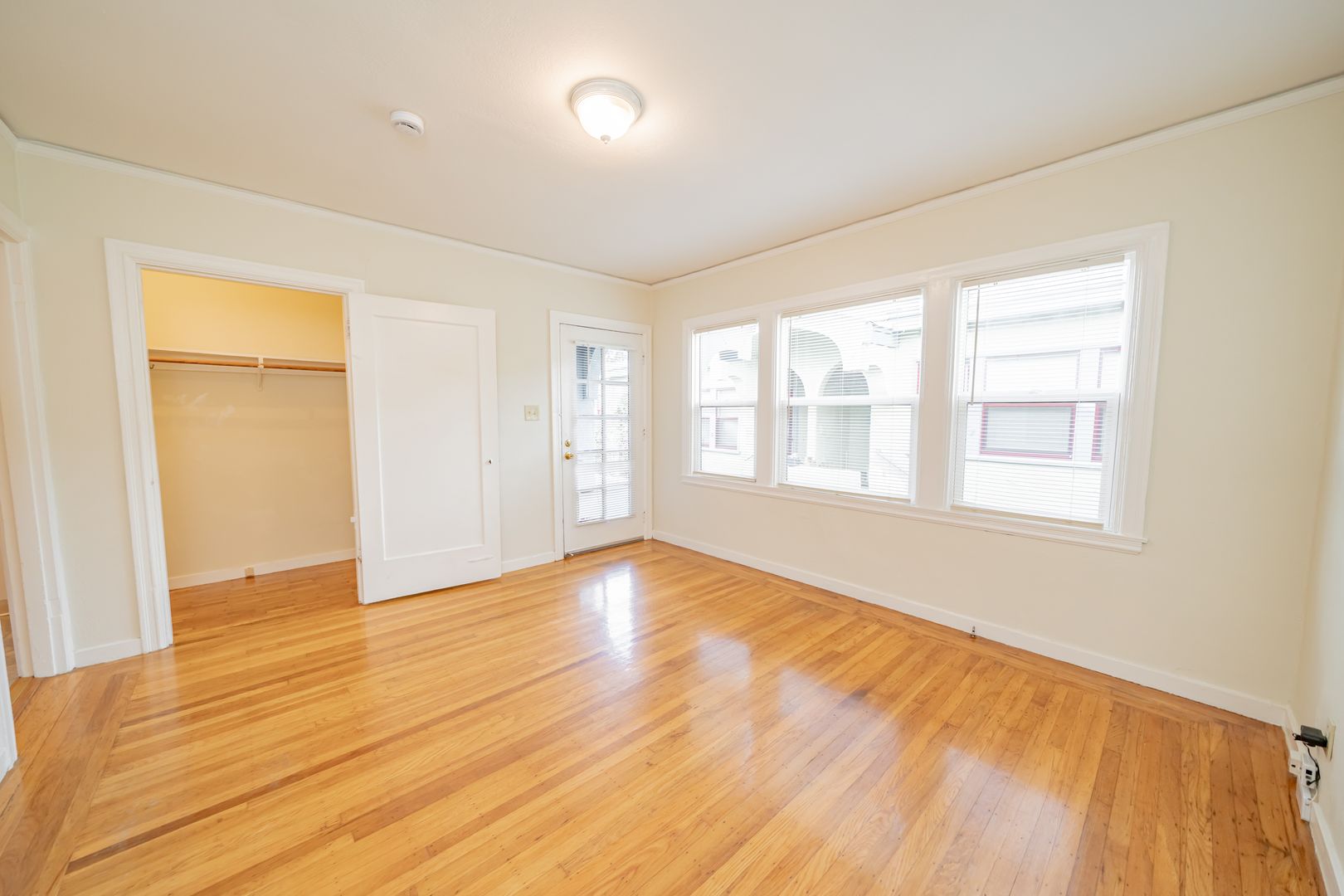 Berkeley Apartment: 1315-1321 Dwight Way