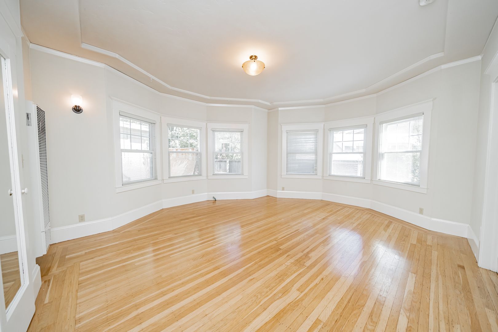 Oakland Apartment: 4306 Park Blvd