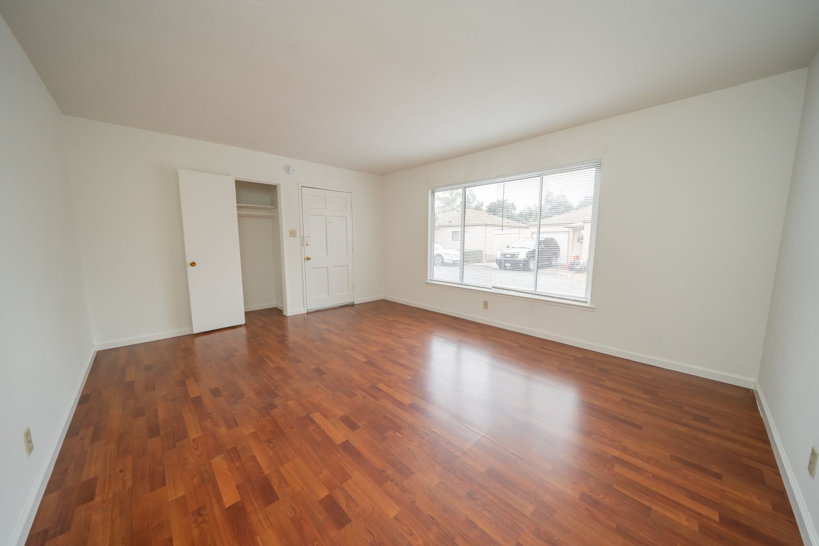 Hayward Apartment: 18291 Meekland Avenue