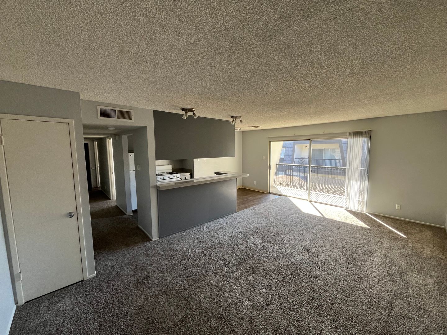 Rancho Cordova Apartment: 10108 Malaga Way