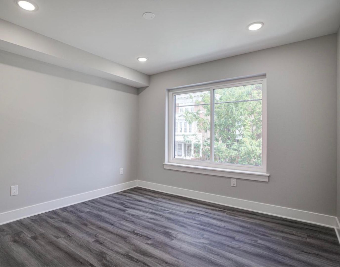 Philadelphia, Apartment: 540 S. 52nd St