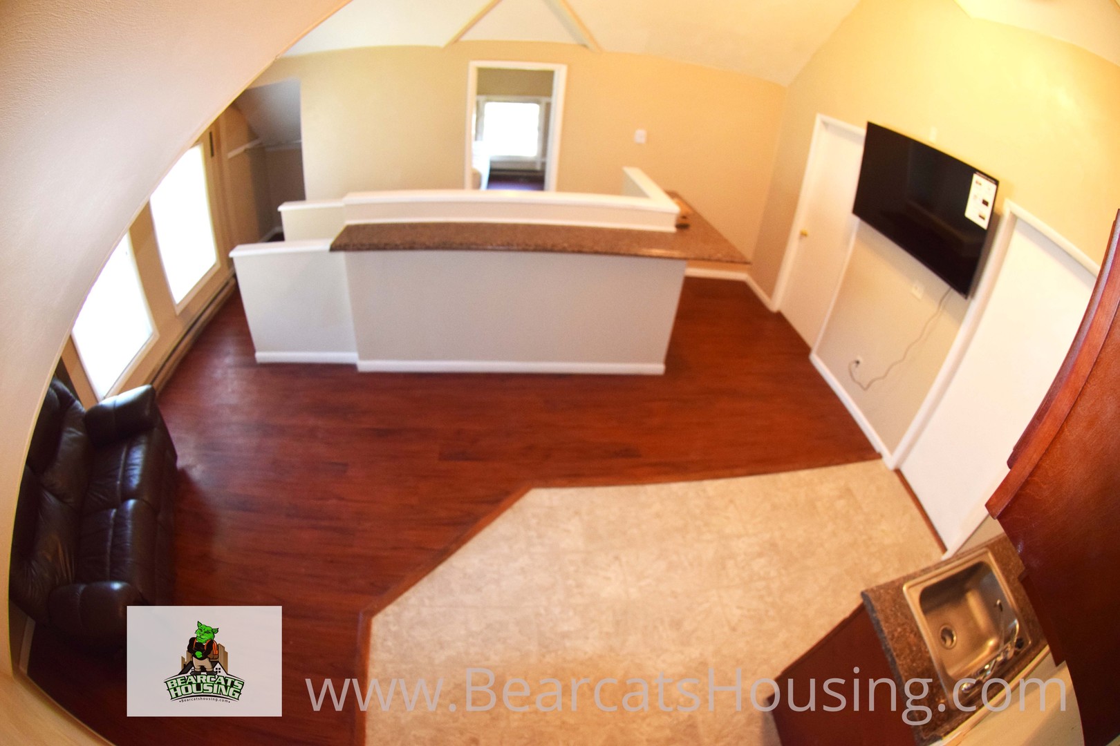 Binghamton Apartment: 73 Leroy St.