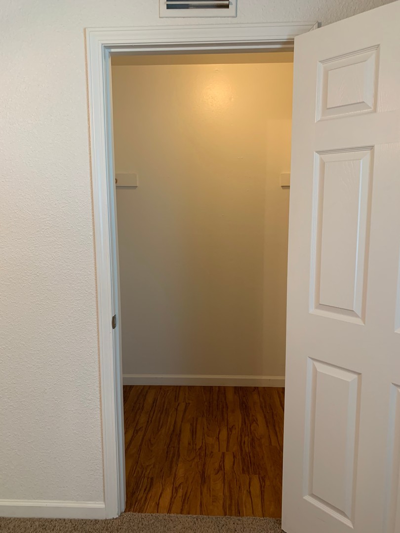 Creekside Apartments 28 of 31