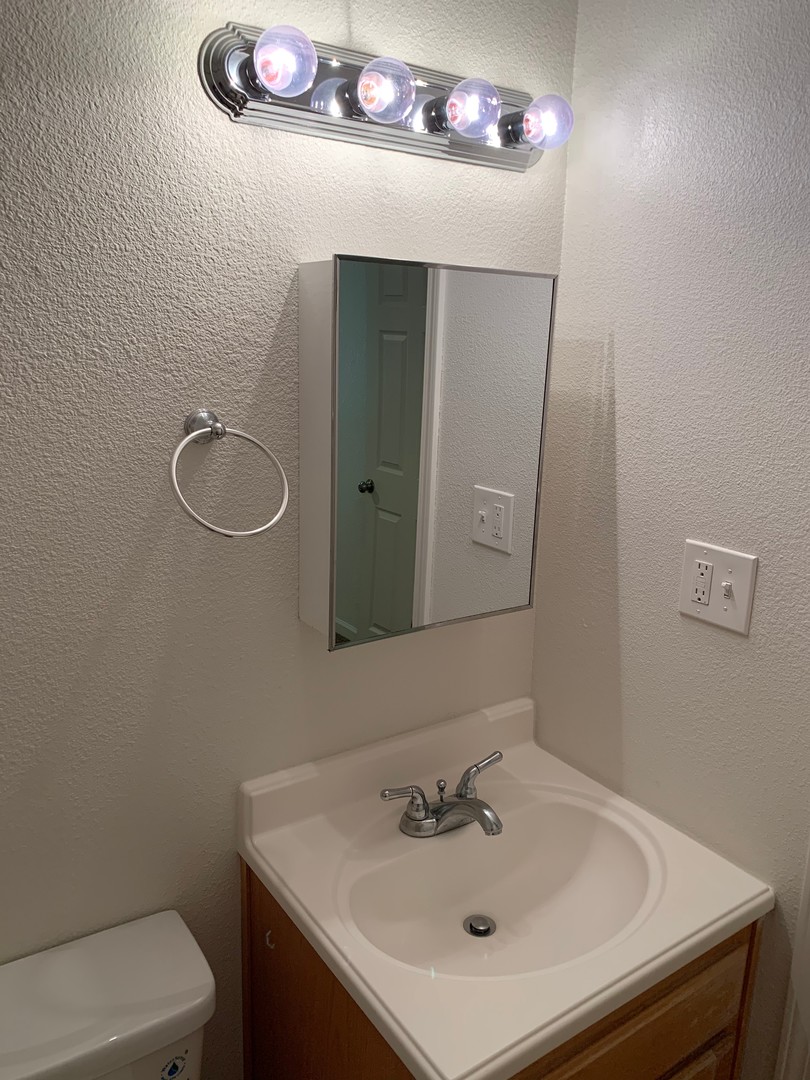 Creekside Apartments 1 of 31