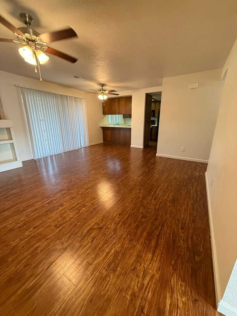 Merced Apartment: 2841 Park Ave