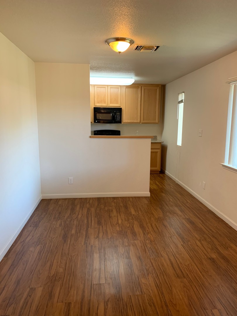 Creekside Apartments 30 of 31