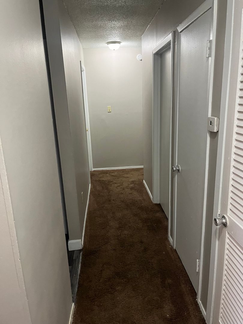 Jonesboro Apartment: 828 South Caraway Road