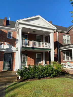 Museum District 2 bedrooms, Hardwood, balcony, W/D – photo 1