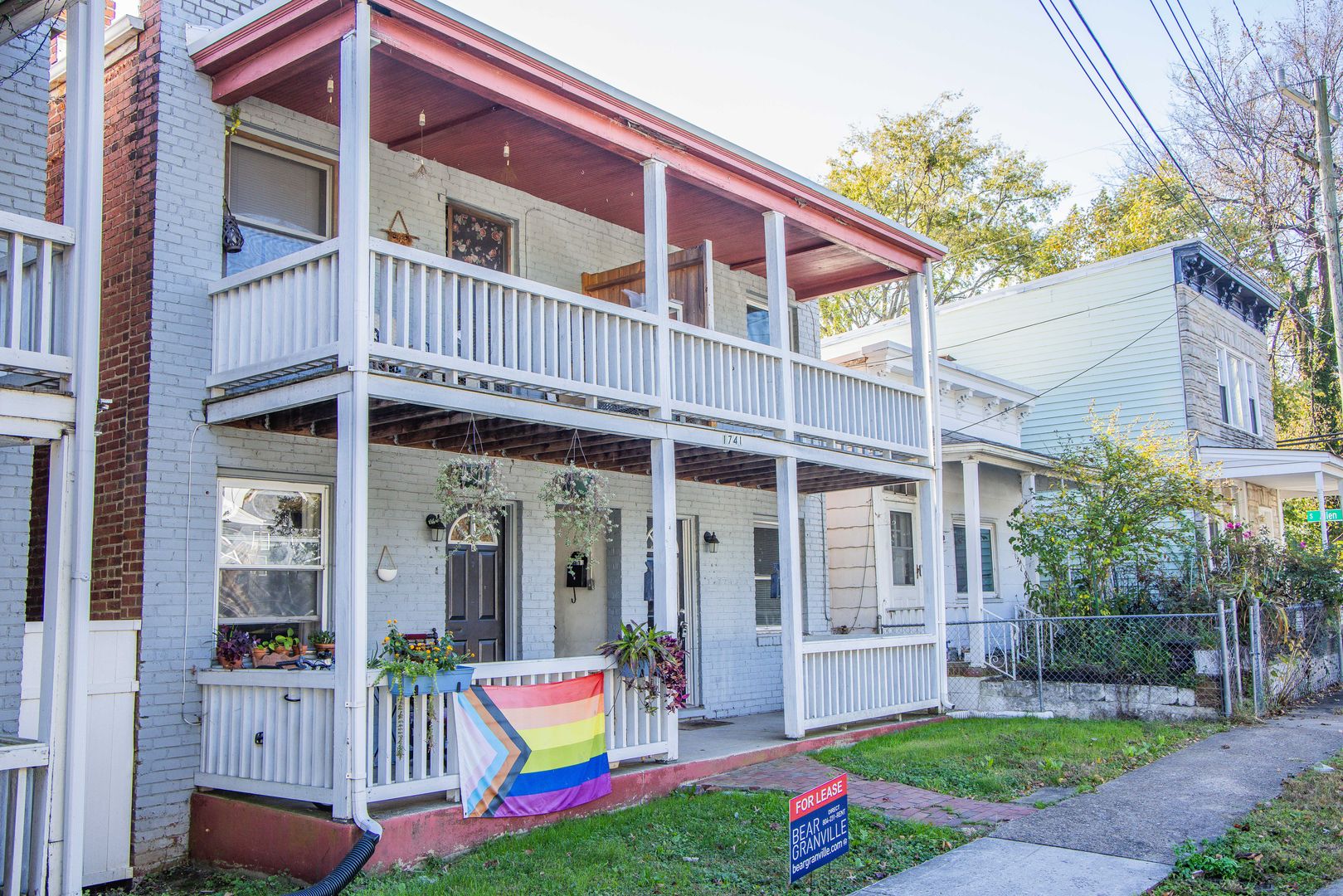 Richmond Apartment: 1741 Winder St