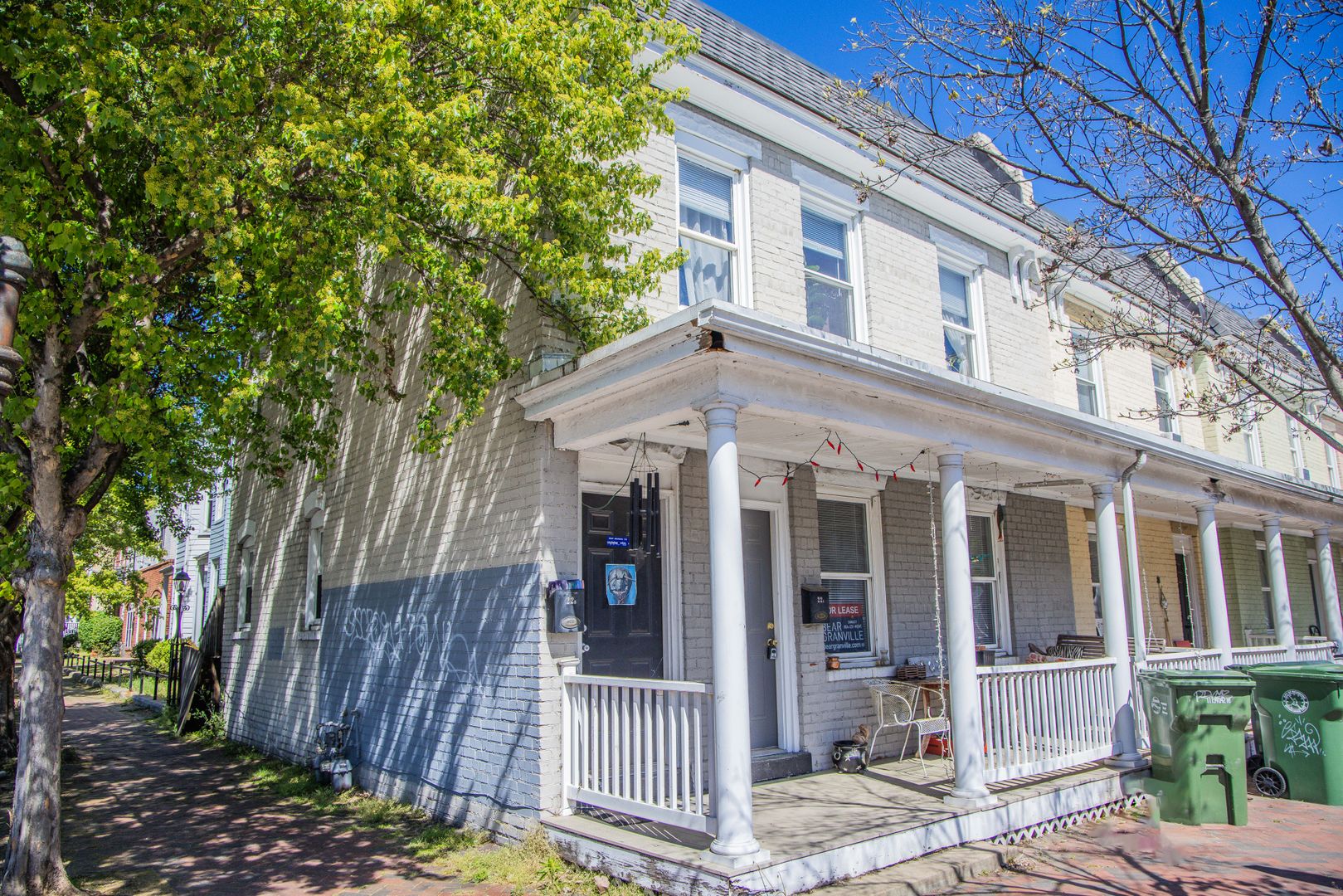 Richmond Apartment: 22 S Plum St