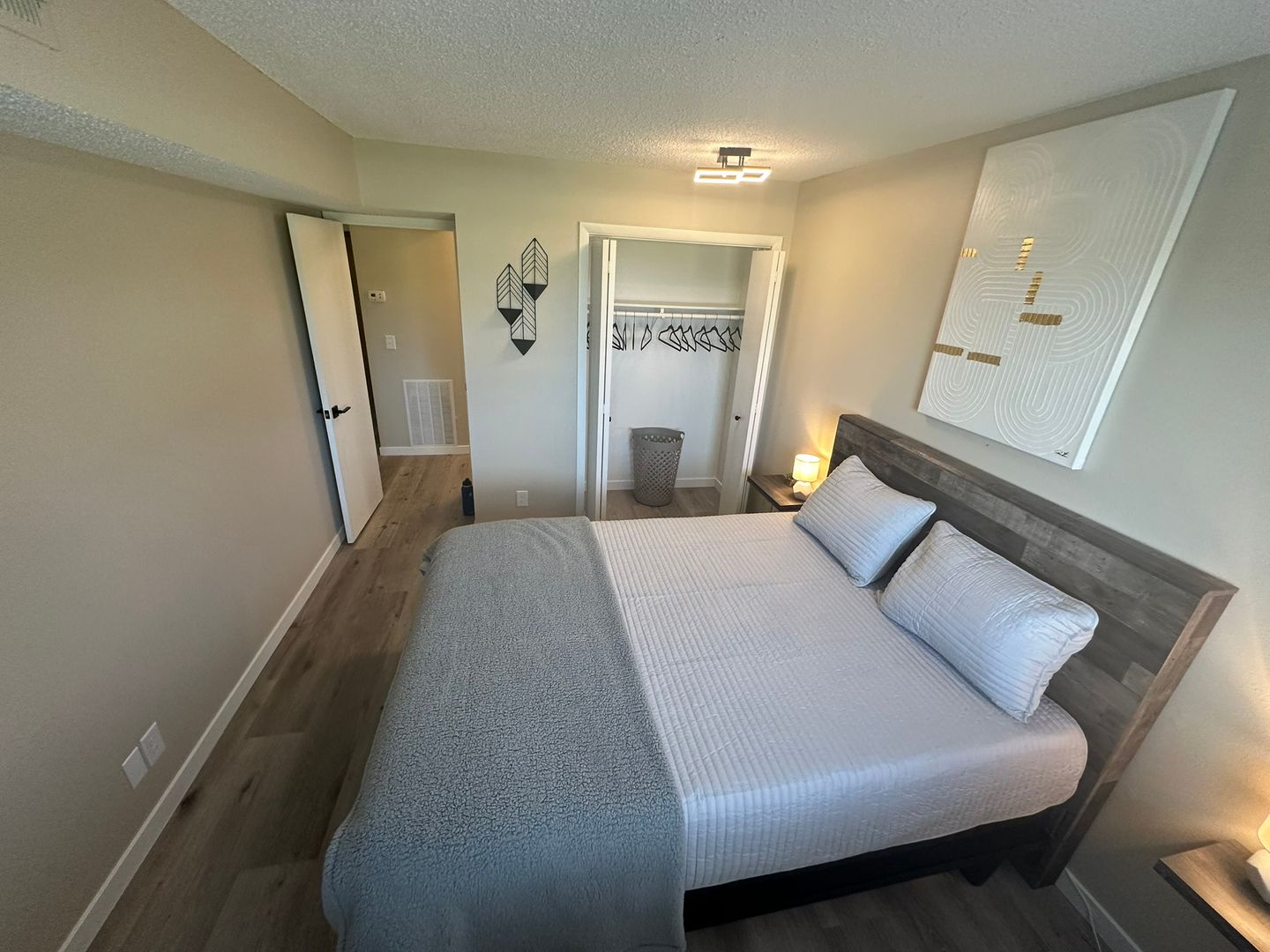Tekamah Apartment: 705 M Street