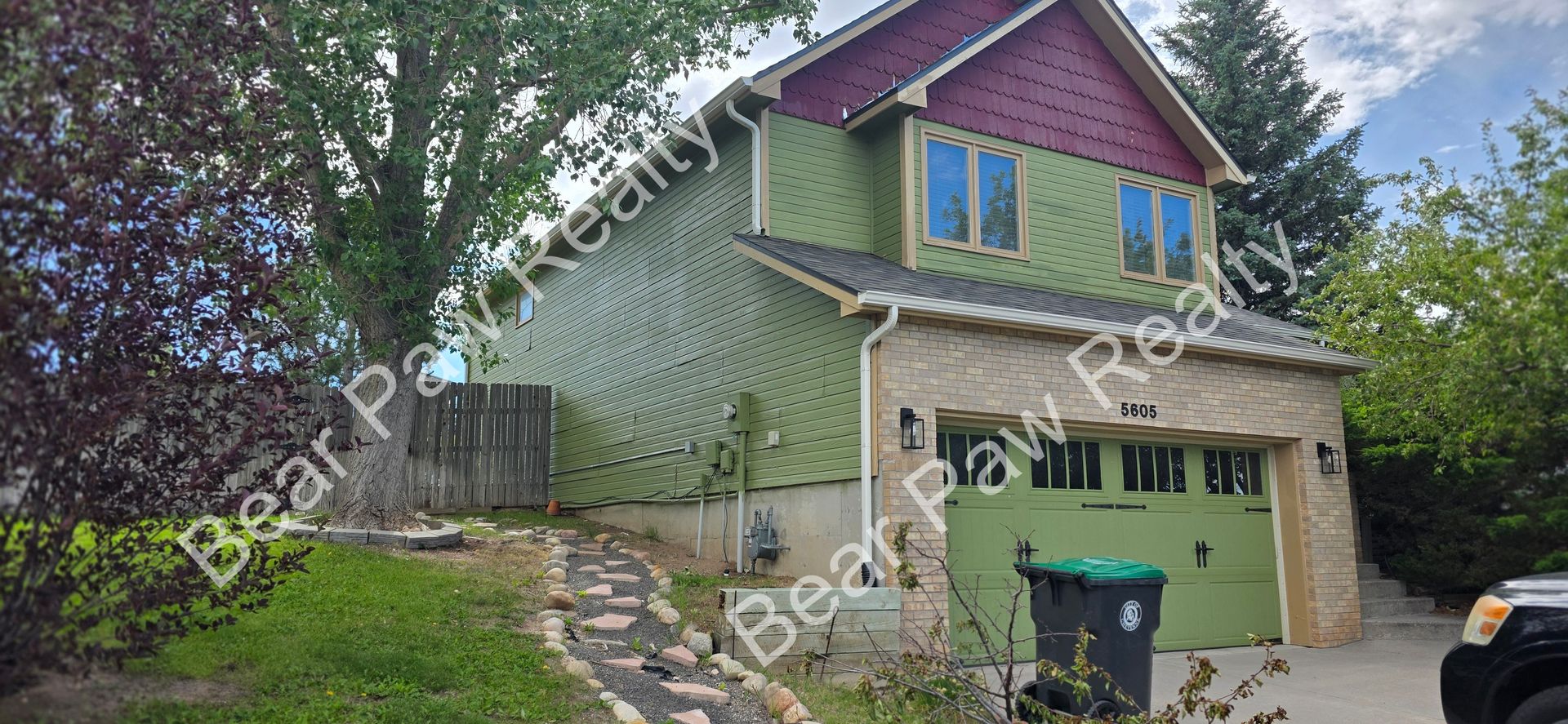 Cheyenne House: 5605 Bluff Pl