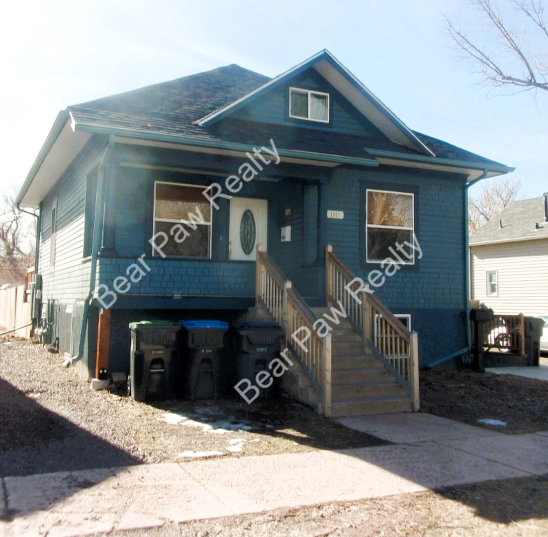 Cheyenne Apartment: 1007 W 29th St
