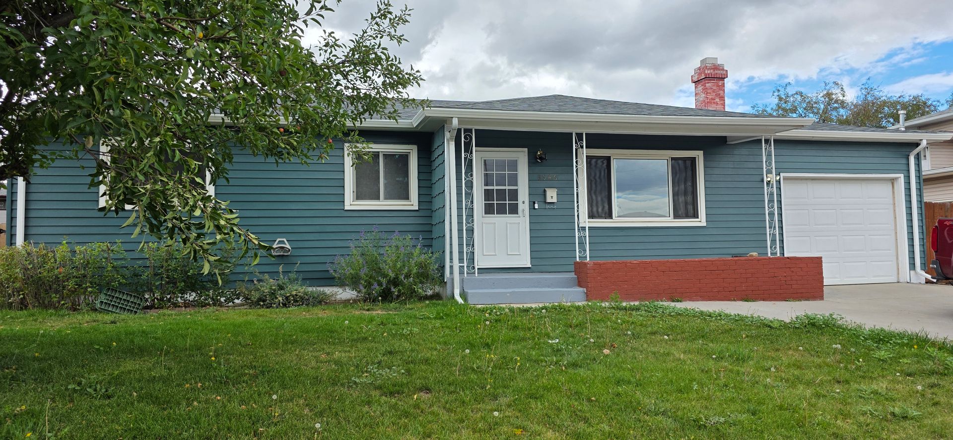 Cheyenne House: 3946 E 6th St