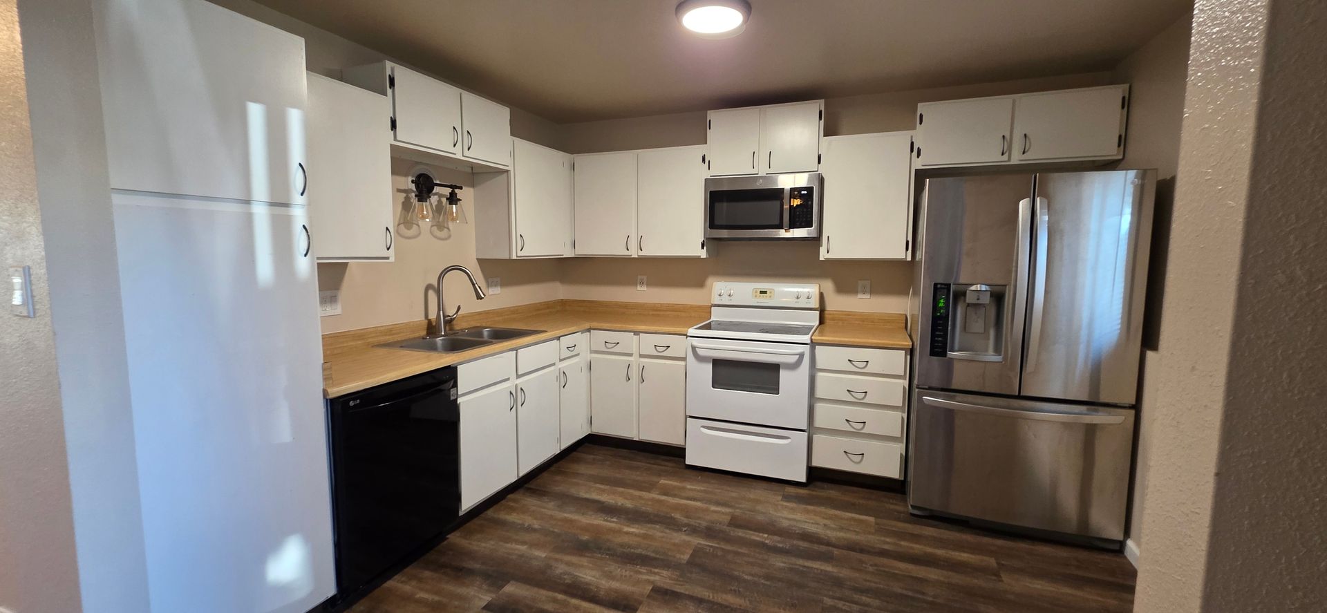 Cheyenne House: 4931 Green River St
