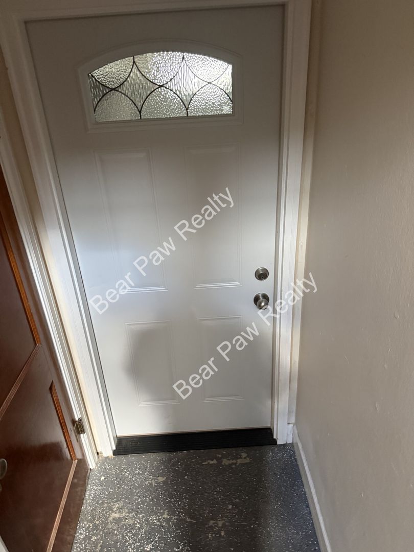 Cheyenne Apartment: 1820 E 21st St