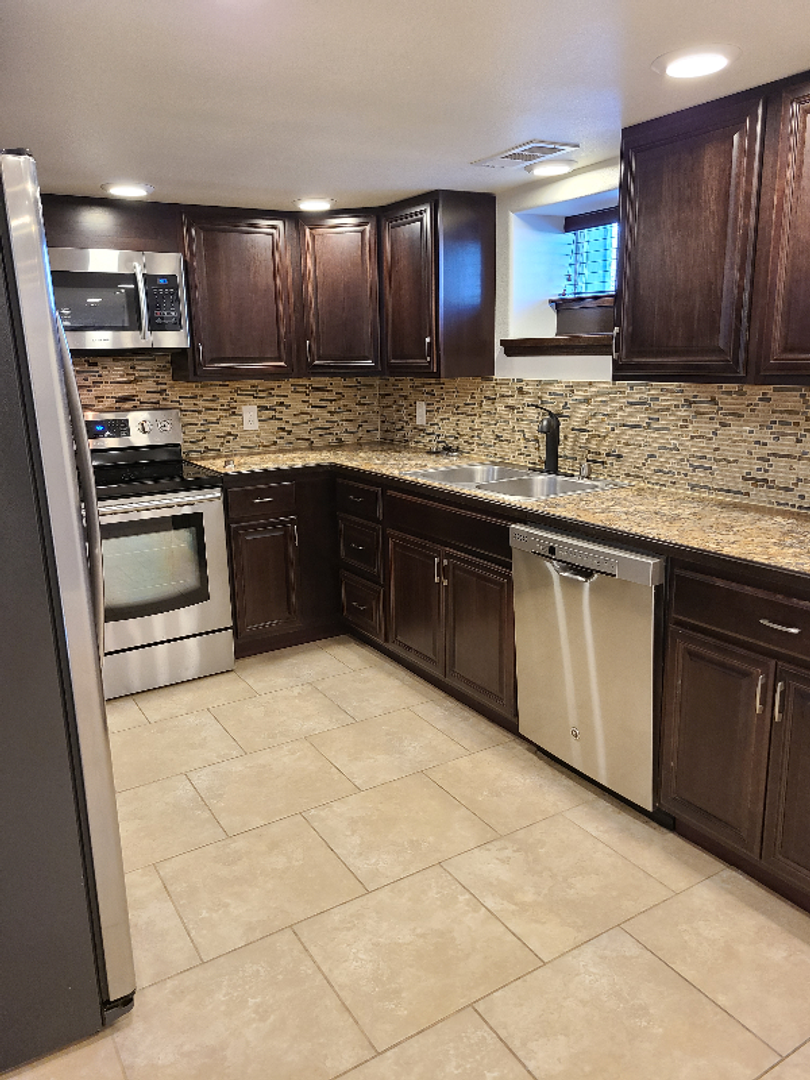 Cheyenne Apartment: 1200 Dodge Ct