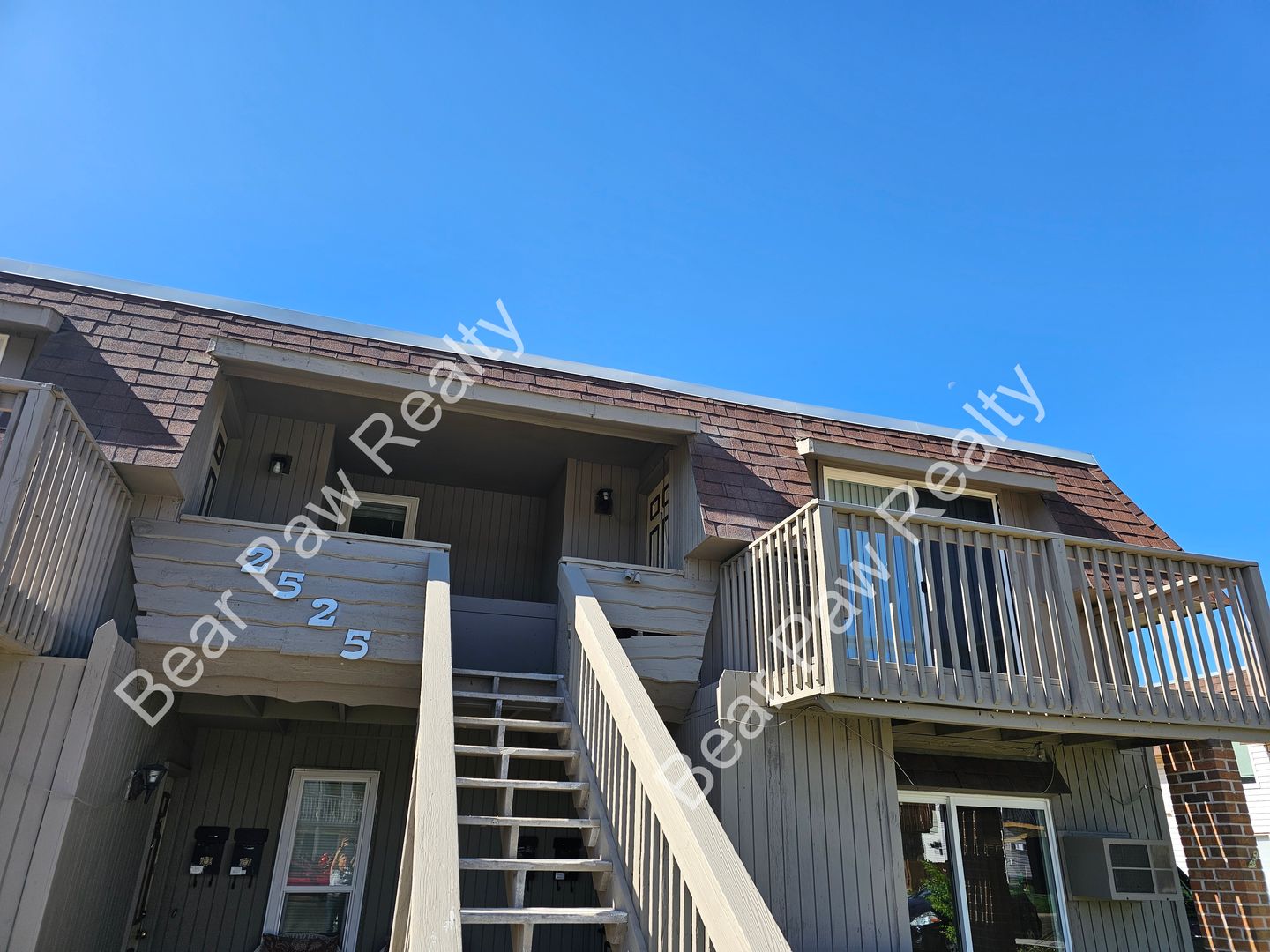Cheyenne Apartment: 2525 Pattison Ave