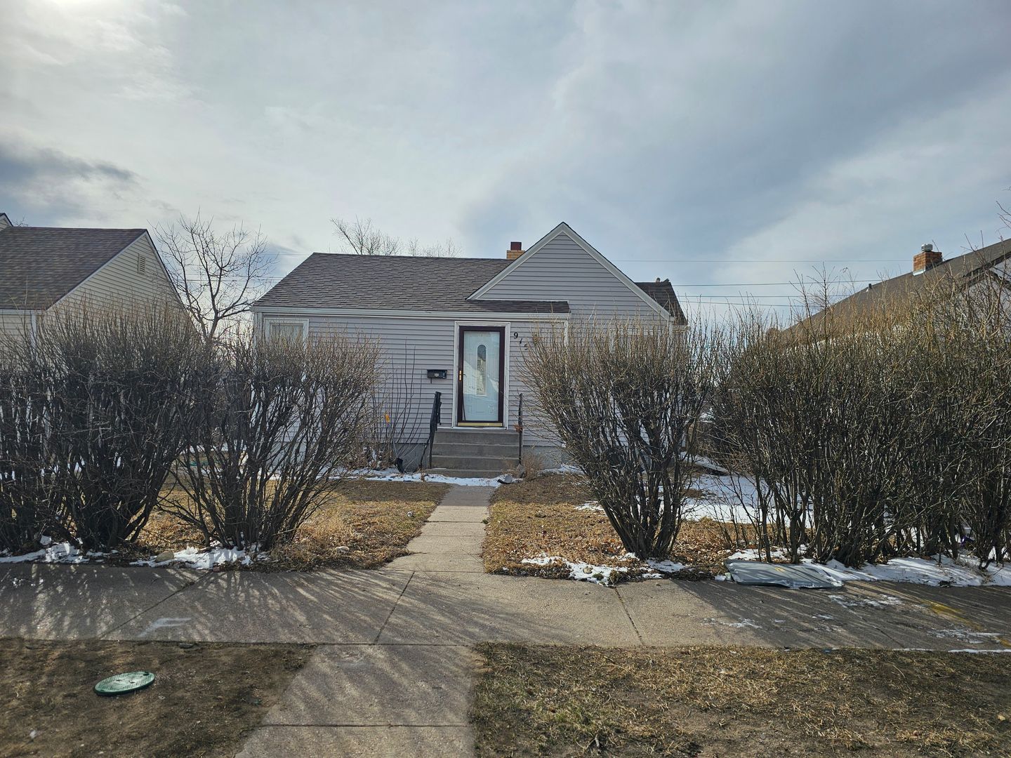 Cheyenne House: 915 W 28th St