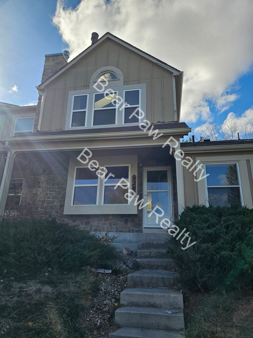 Cheyenne House: 5203 Fishing Bridge