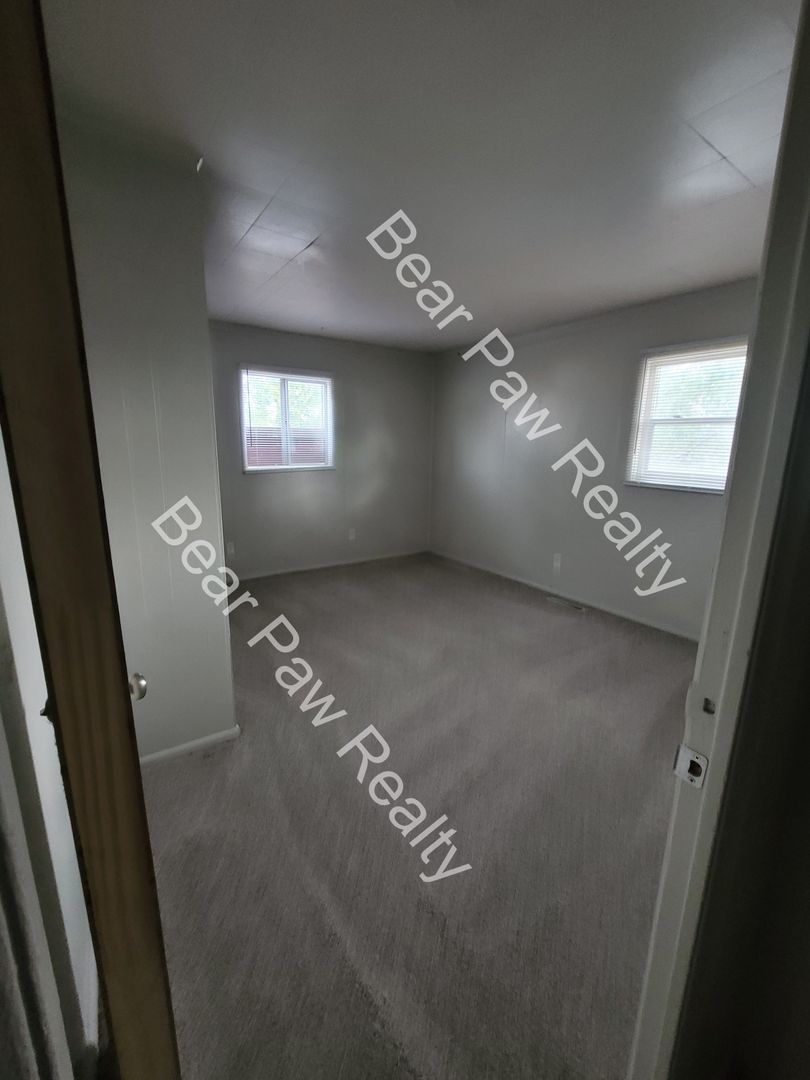 Cheyenne House: 1225 Arp Ave