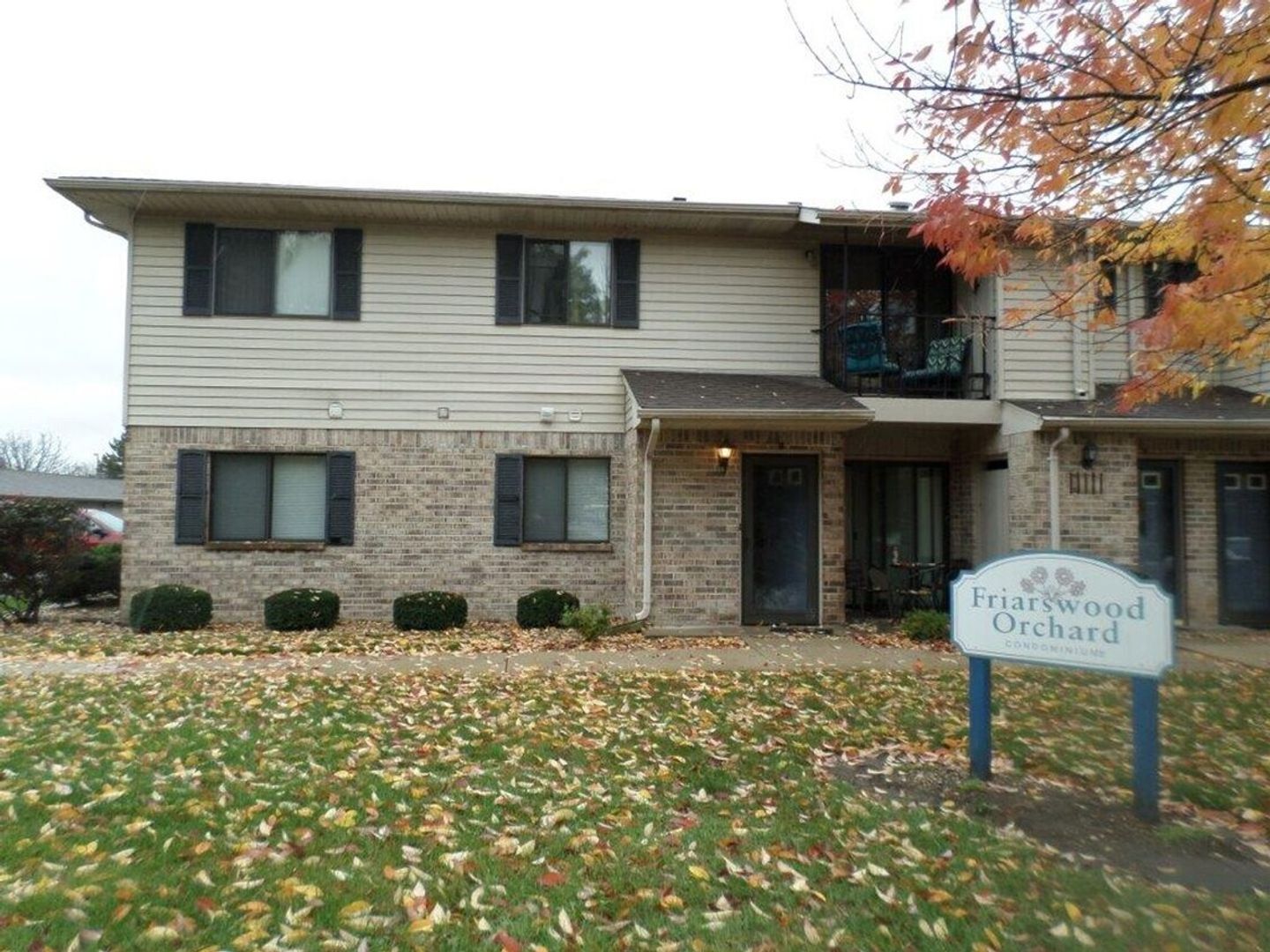 Spacious 2-Bed, 2-Bath Condo with Comfort and Convenience!