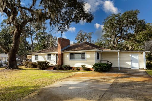 "Furnished" Ranch-style Home on Large Lot...Conveniently Located – photo 1