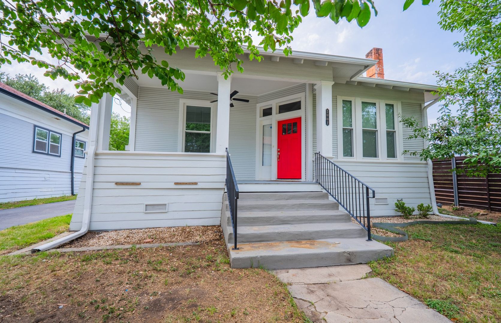 San Antonio House: 2007 S Presa Unit 1