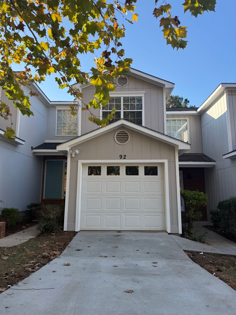 Enterprise Townhome: 92 Woodfield Place