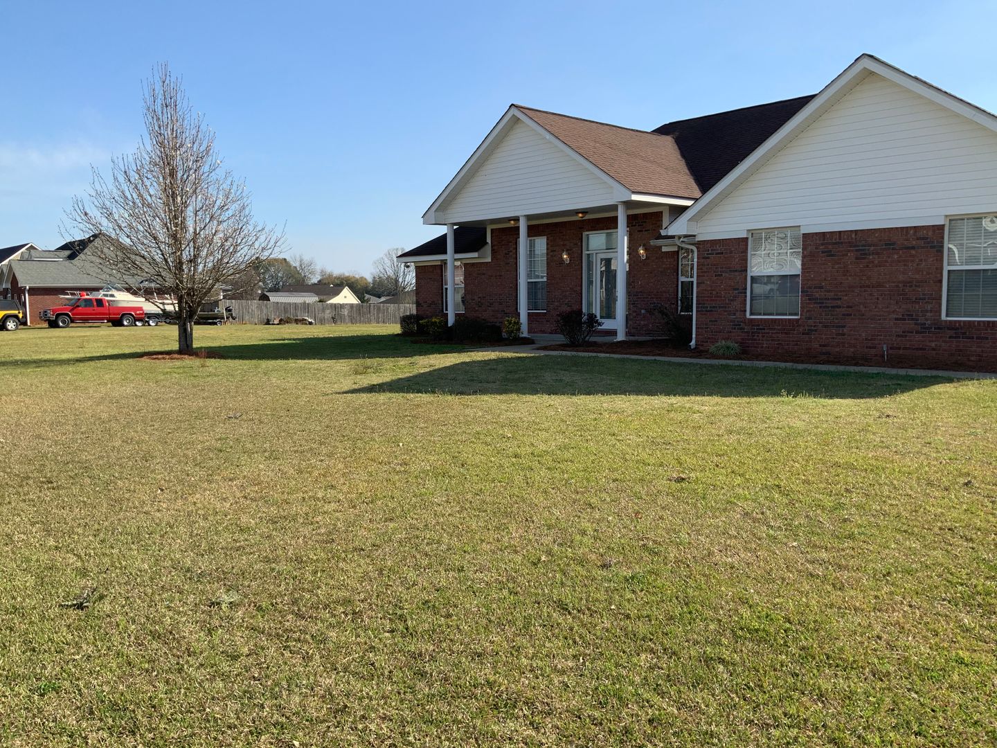 Daleville House: 234 Hannah Road