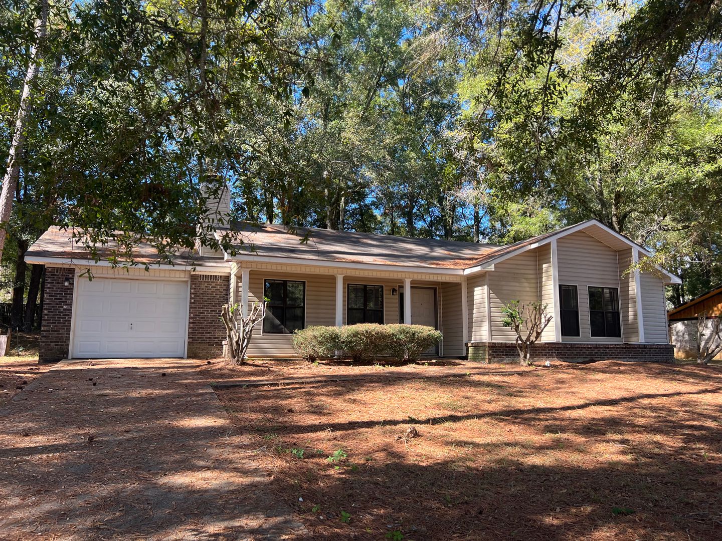 Enterprise House: 303 Ridgeway Dr