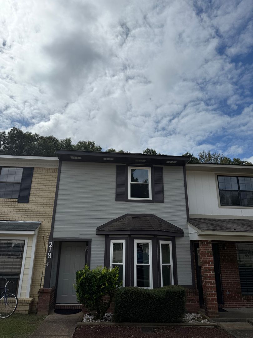 Daleville Townhome: 218 Edith Way