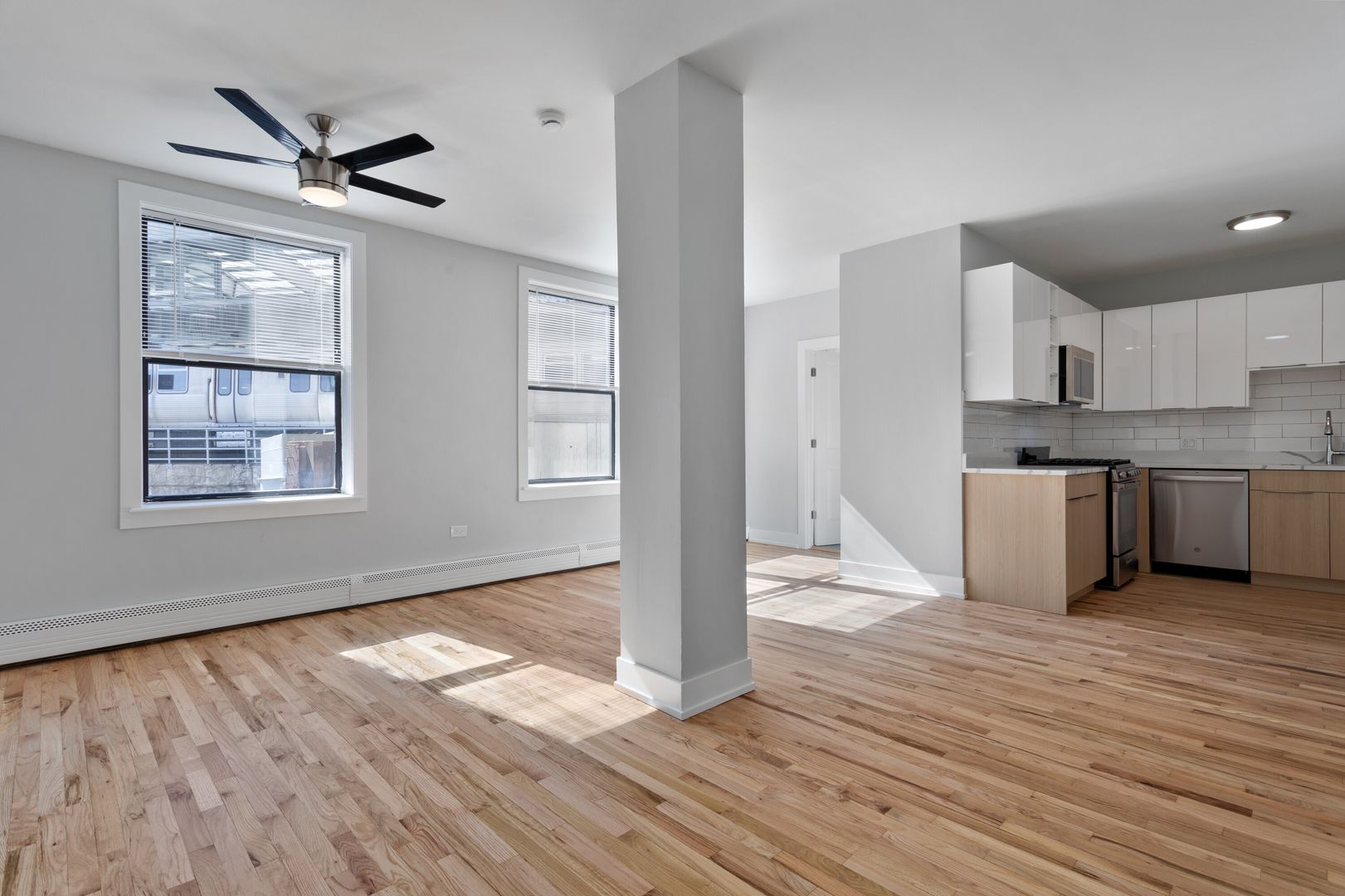 Chicago Apartment: 1625 W Howard
